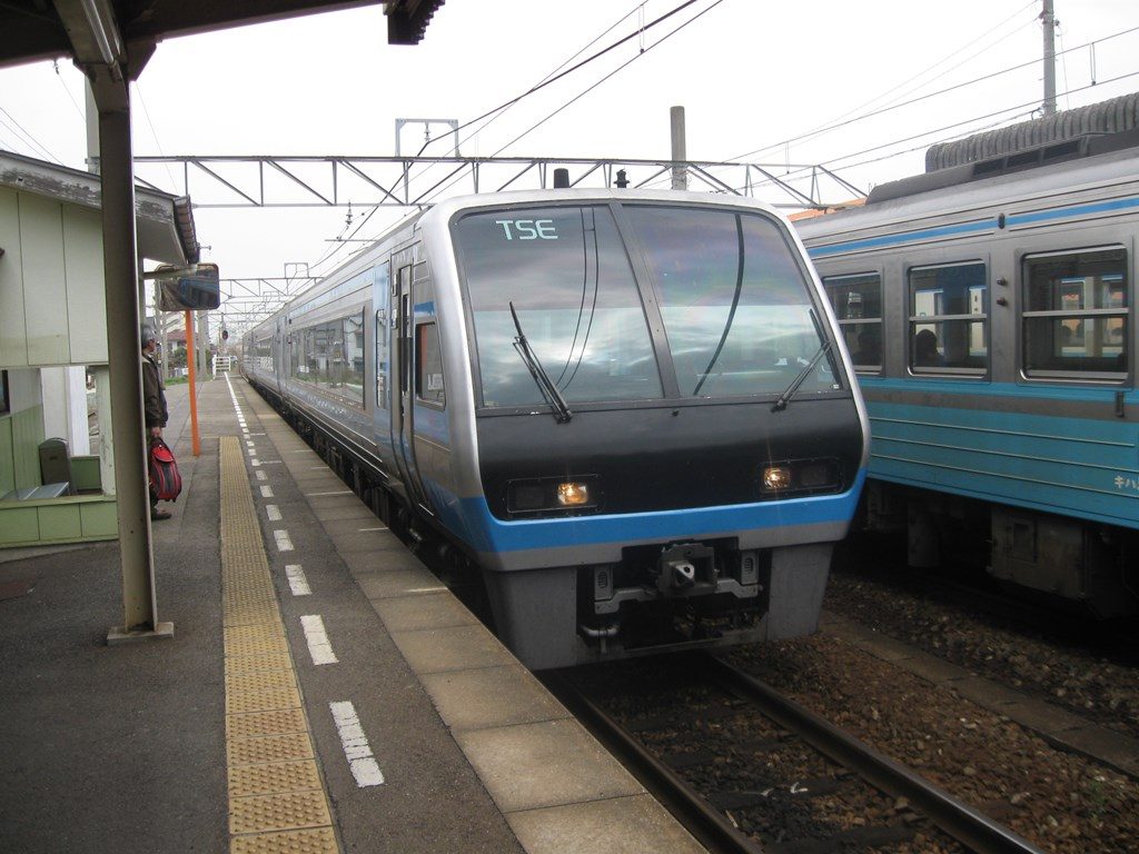 四国を駆け抜けた”TSE”2000系気動車が引退に | 